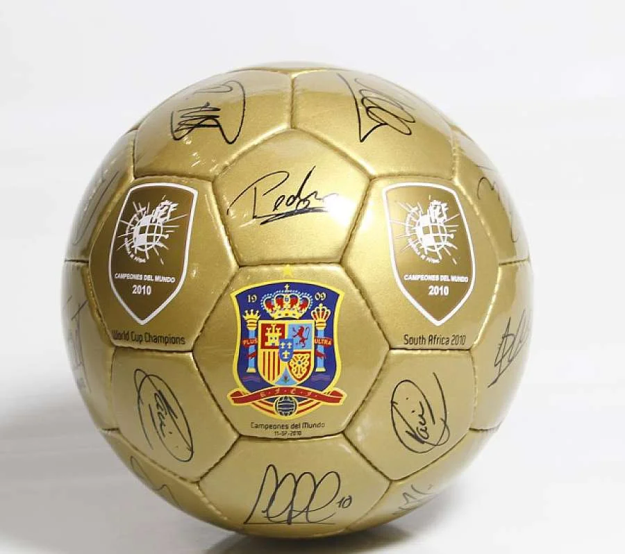 Balón firmado · España 2010